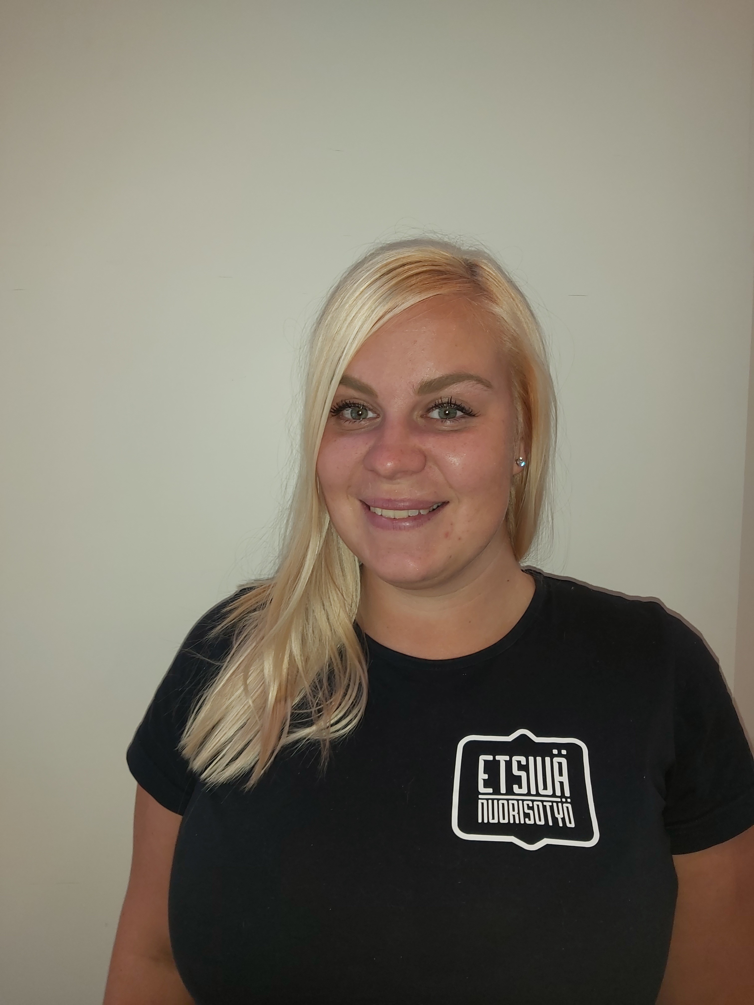 etsivä nuoriso-ohjaajan henkilökorttikuva