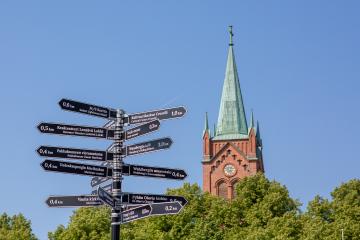 Viitat ja kirkontorni