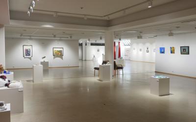 Taidenäyttely Liljelund-hallissa