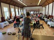 Mummomuskari lavalta katsottuna