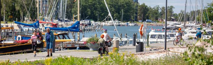 Kaupunginlahden rantaa Pakkahuoneen takana