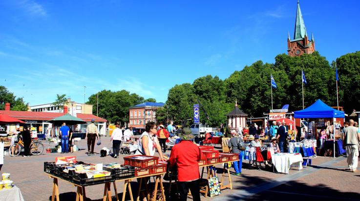 Besök butikerna i Nystad