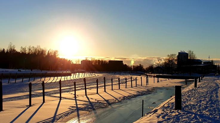 Helmikuinen kaupunginlahti
