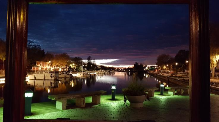 Kaupunginlahti lokakuinen ilta