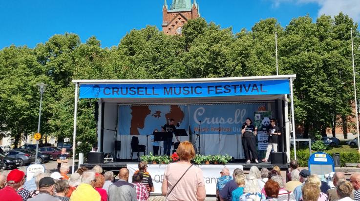 Päivän puhallus torilla