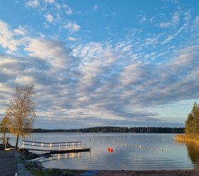 Haimion vapaasaunan laituri syksyllä