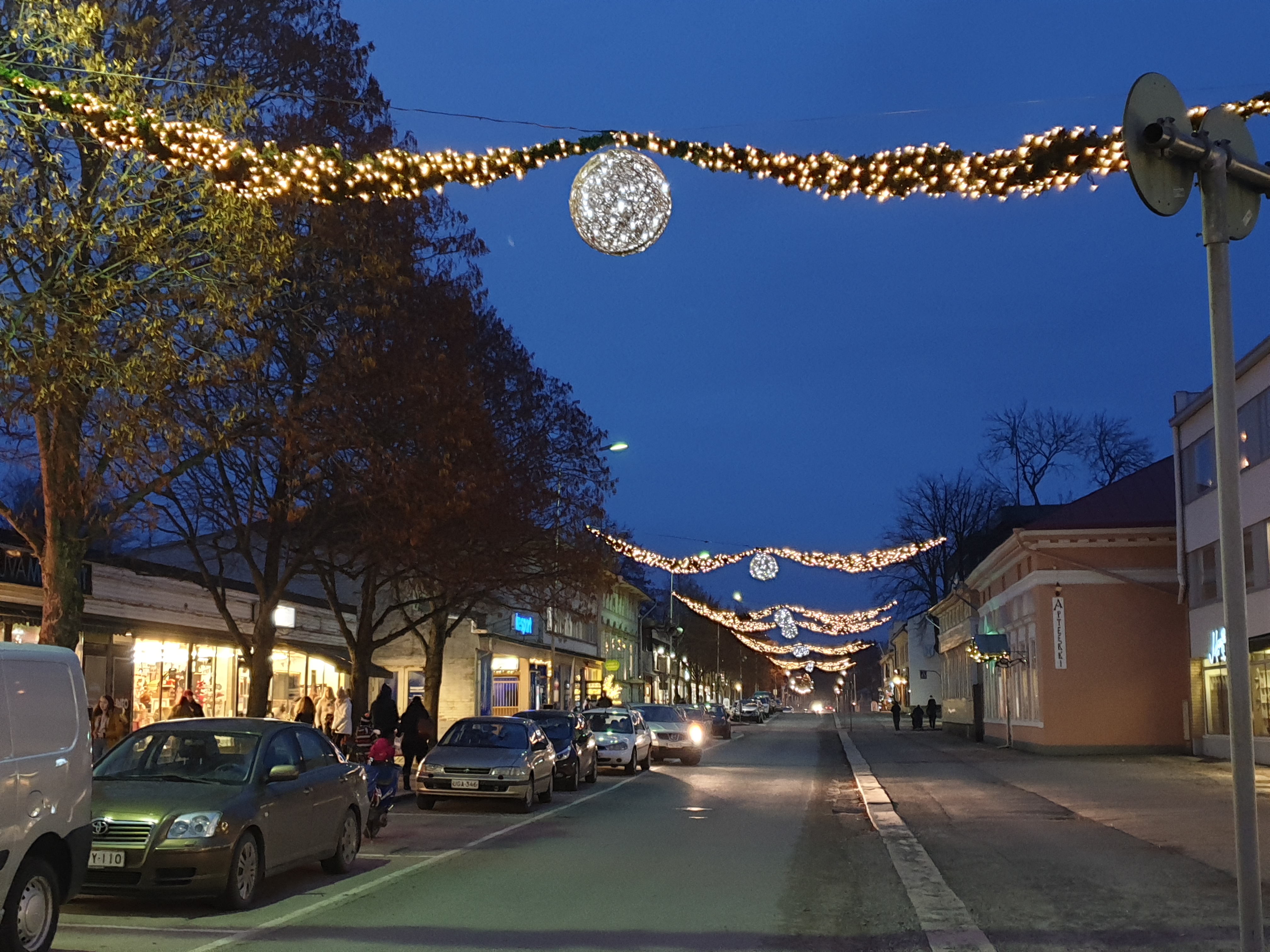 Alinenkatu ja jouluvalot