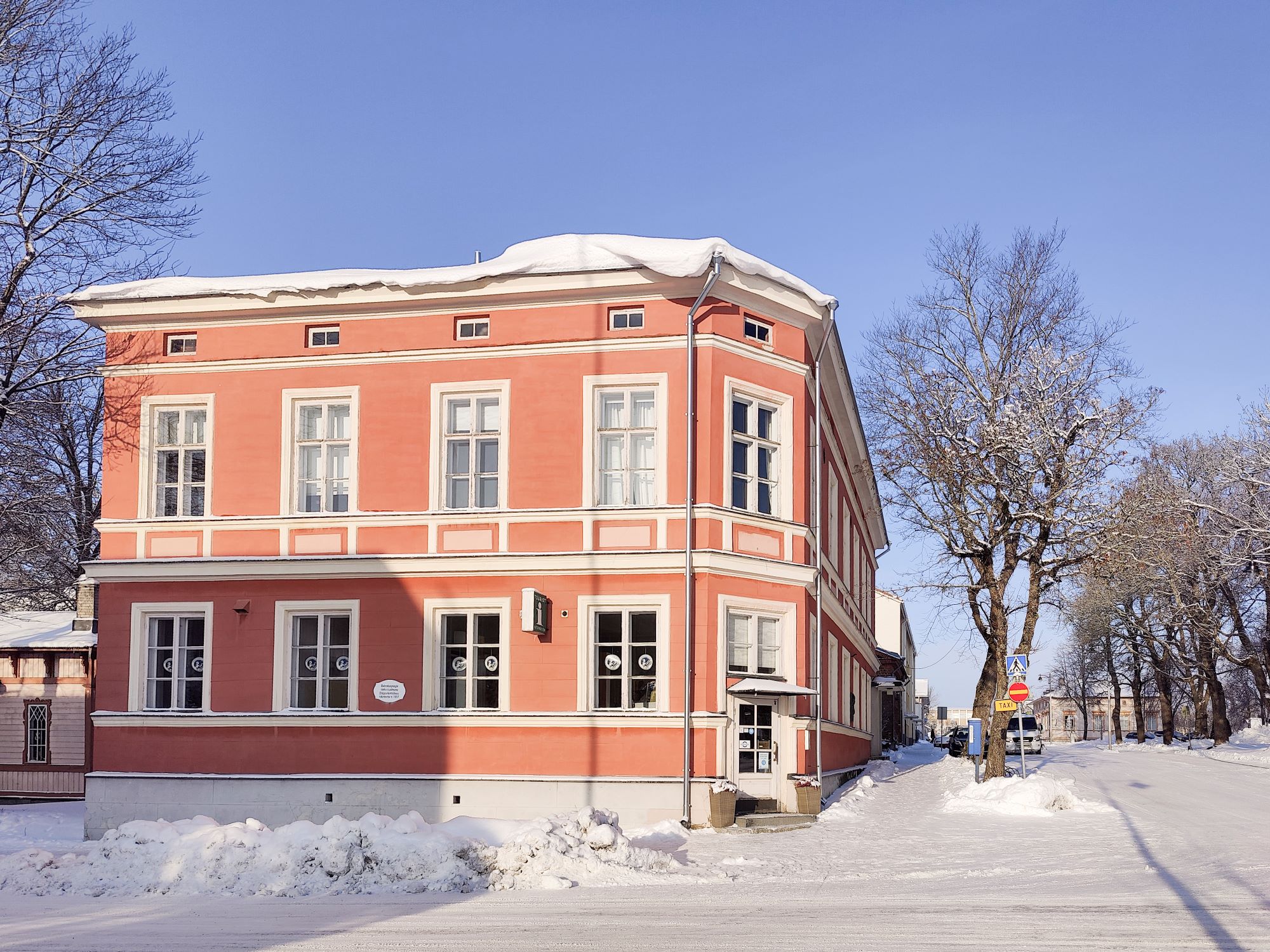 Raatihuoneen talvikuva