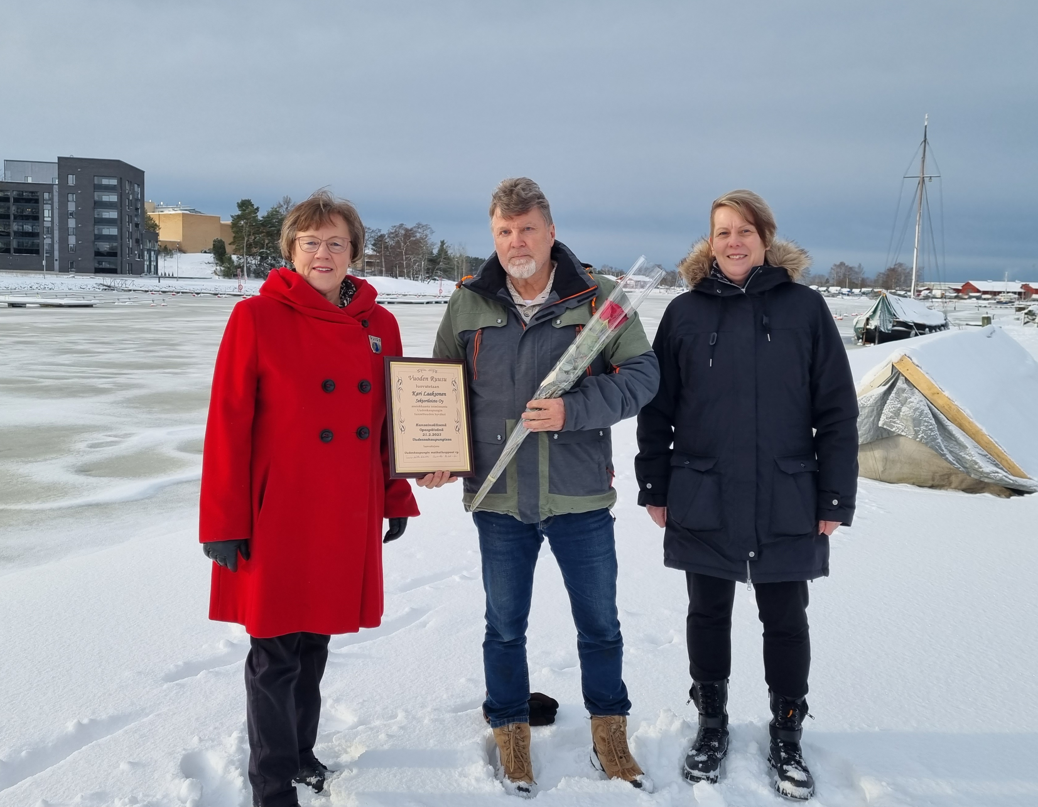 Opasruusun saaja ja antajat