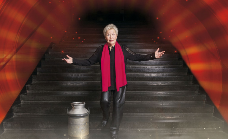 Ulla Tapaninen Lava-ammuntaa