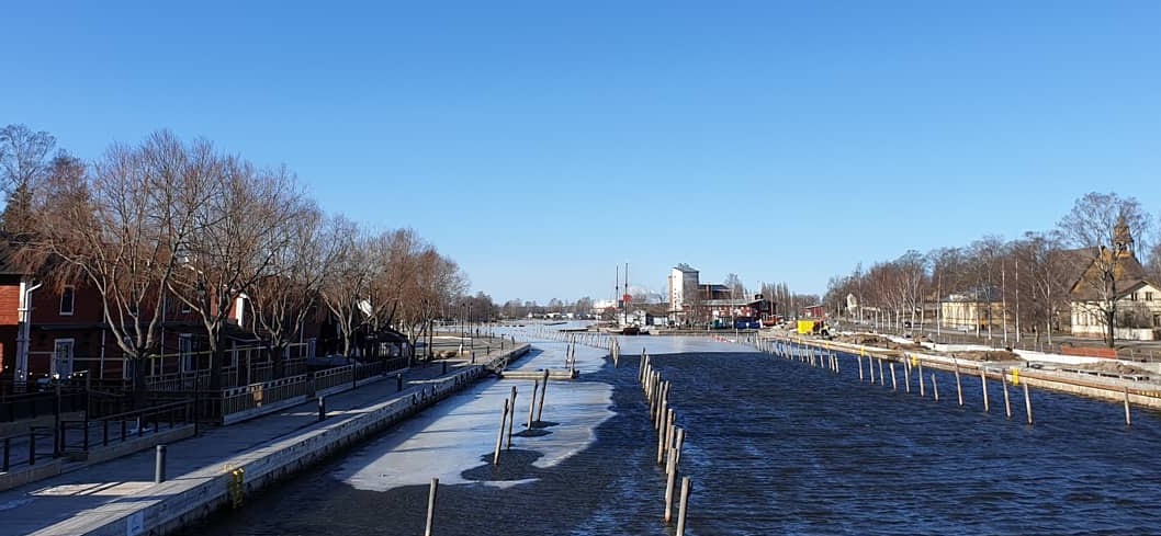 Kaupunginlahti maaliskuu