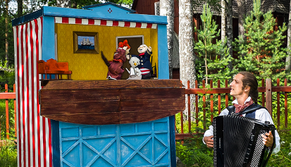 Nukketeatteri Uudessakaupungissa